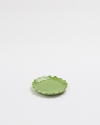 Green Scalloped Pillar Holder