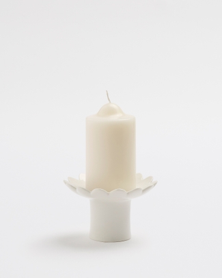 White Pillar Holder